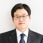 Sokjin Chang (Director of International Cooperation at Born2Global)